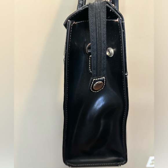 WILSONS LEATHER Laptop Leather Shoulder Bag - Picture 6 of 16